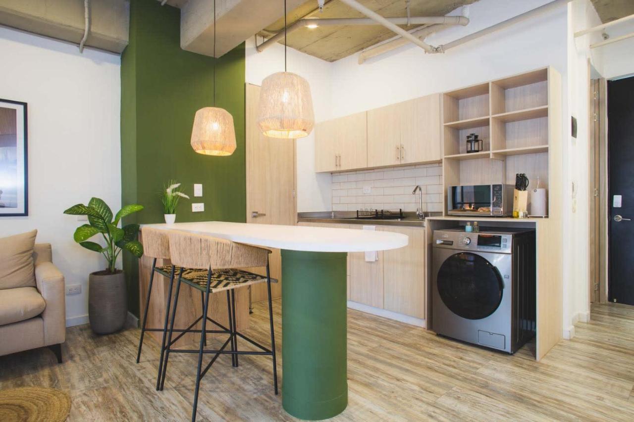 メデジンBeautiful Loft In Laurelesアパートメント エクステリア 写真